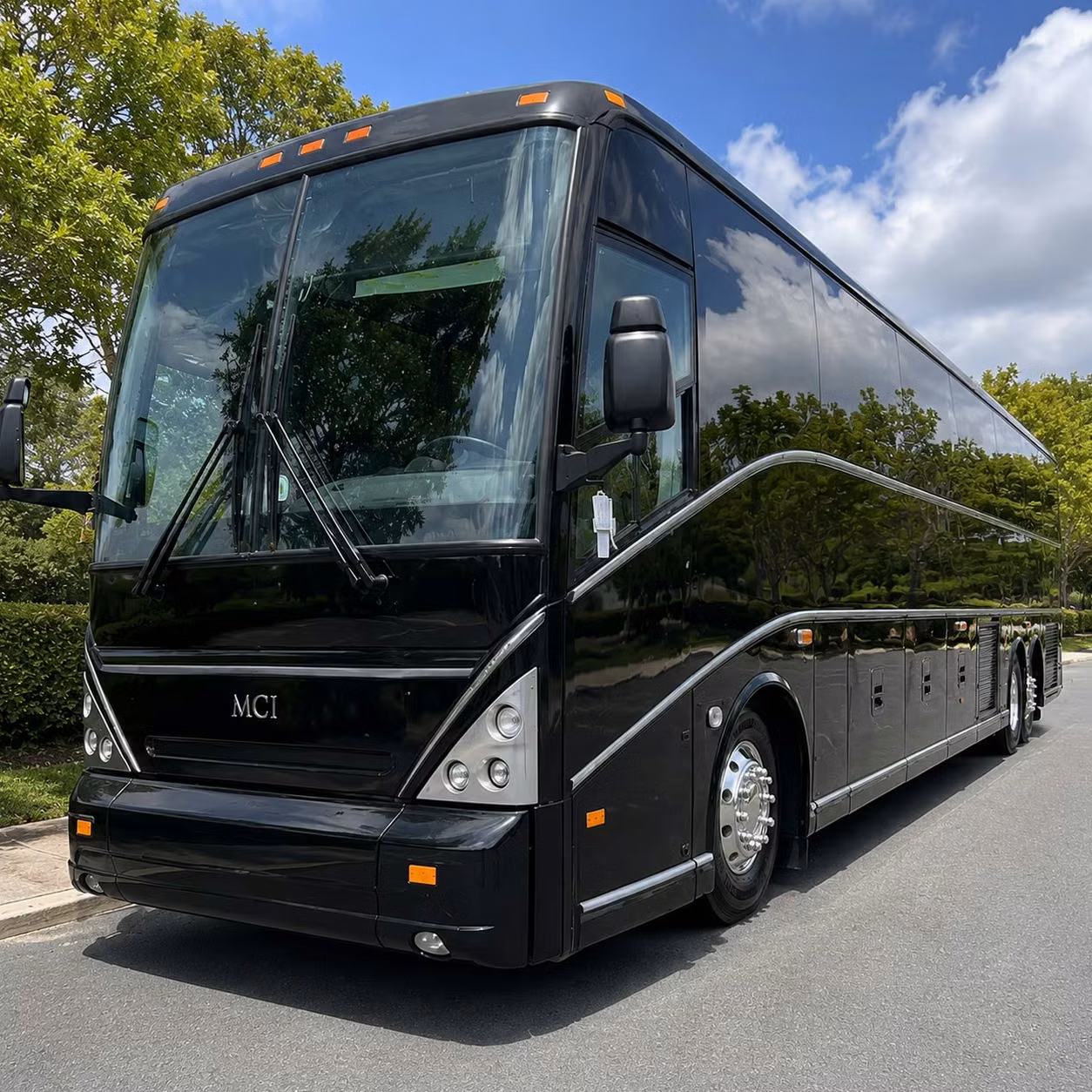 corporate event shuttle bus rentals in suffolk virginia