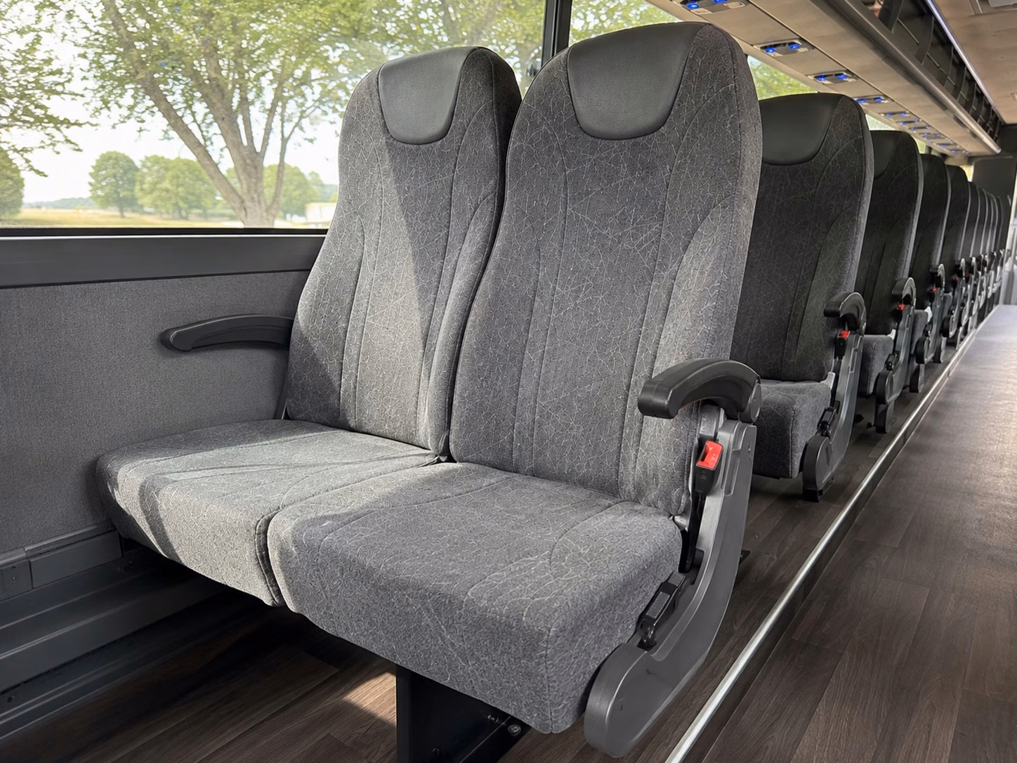 how the bus type you choose changes charter bus prices in suffolk virginia